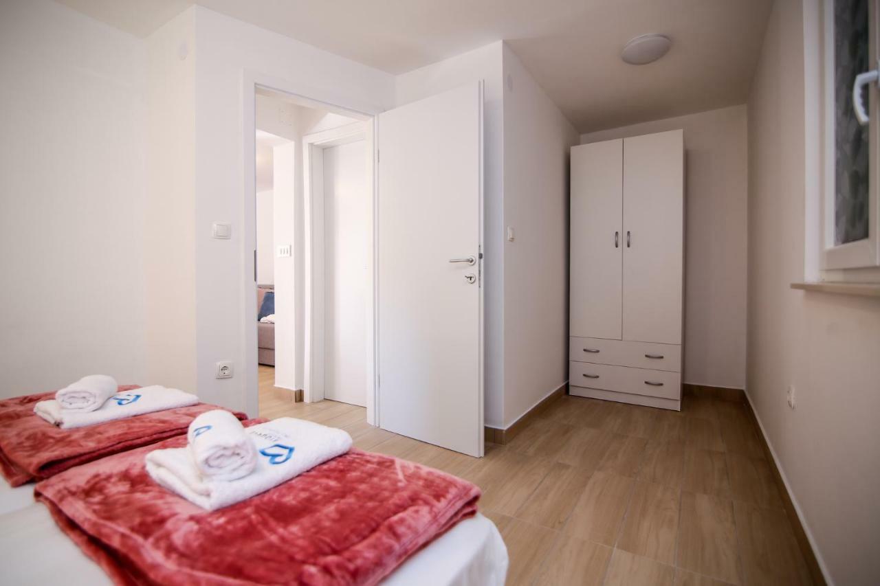 Apartman L&A Lejlighed Biograd Na Moru Eksteriør billede